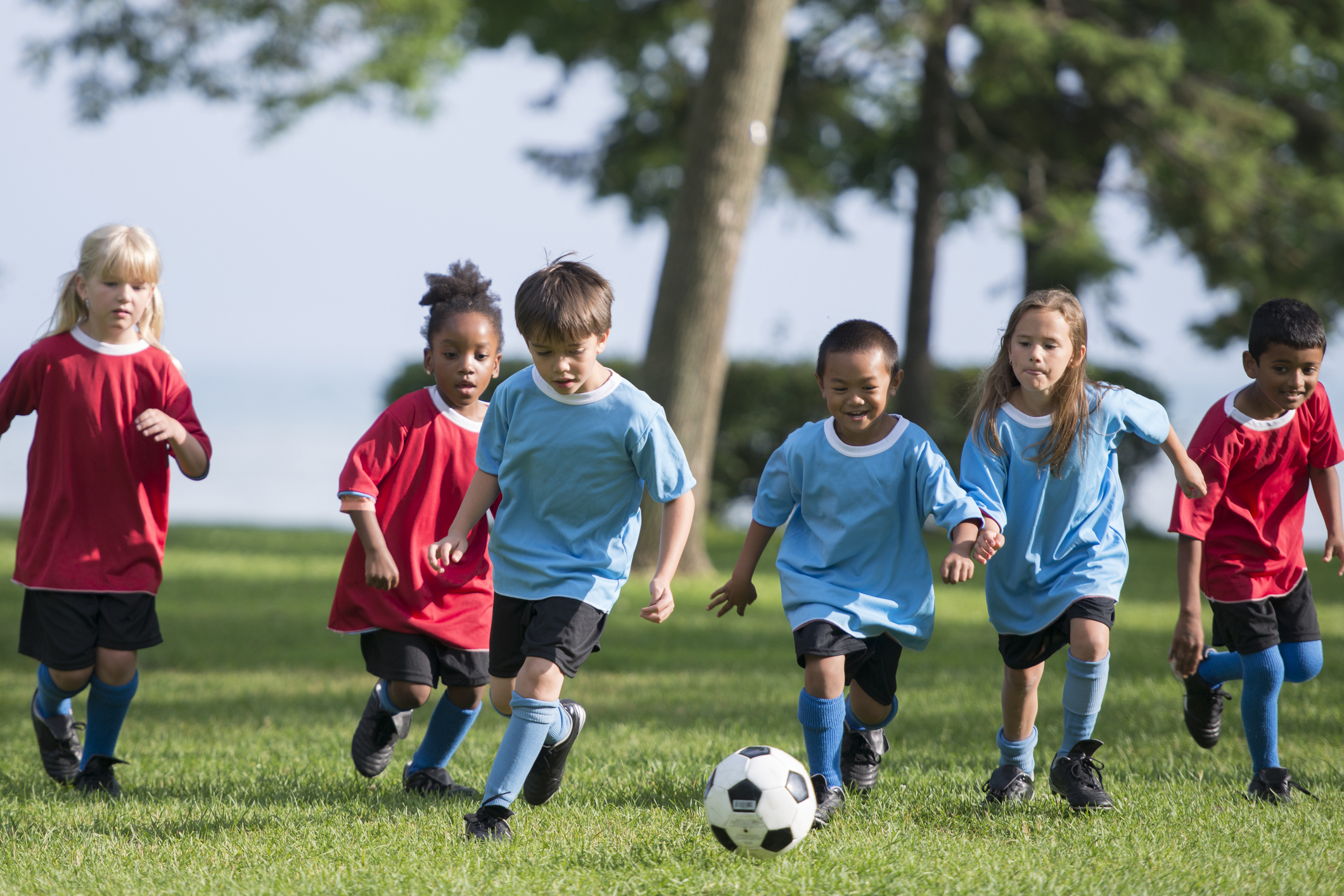 apply sunscreen with outdoor activity